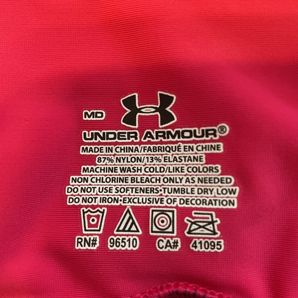 Under Armour Cropped Compression Leggings (black & purple) - Picture 6 of 6